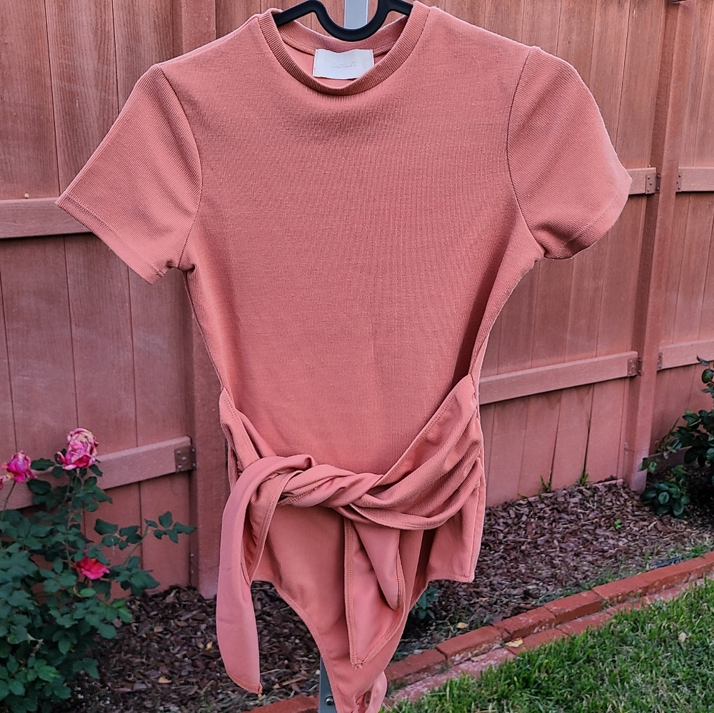 CAPULET BODYSUIT with tie detail size xs/p *NEW*